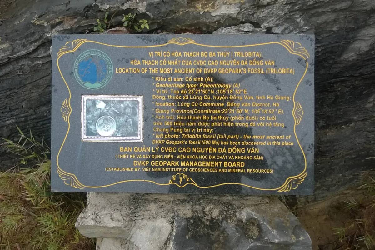 A geopark plaque near Lung Cu marking the spot where a trilobite fossil about 500 million years old, the oldest found on the Dong Van plateau, was discovered