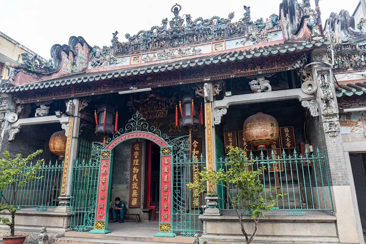 The front of Thien Hau Temple, porcelain figures crowding its roof ridges